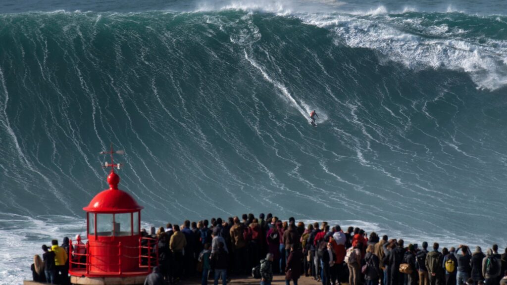 Top 5 Places to go for a Surf Camp in Portugal 11 nazare